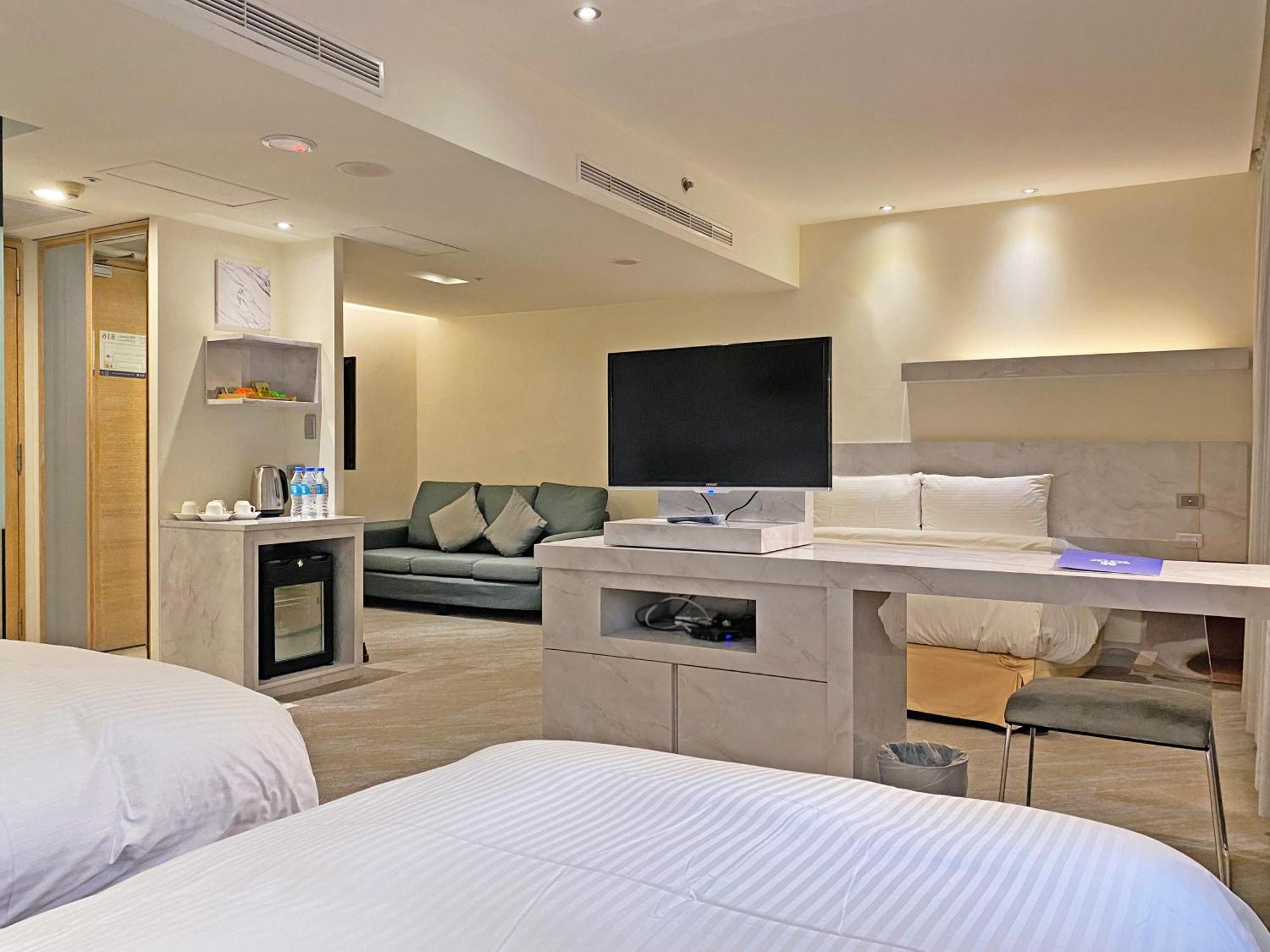Beacon Hotel Тайчжун Экстерьер фото